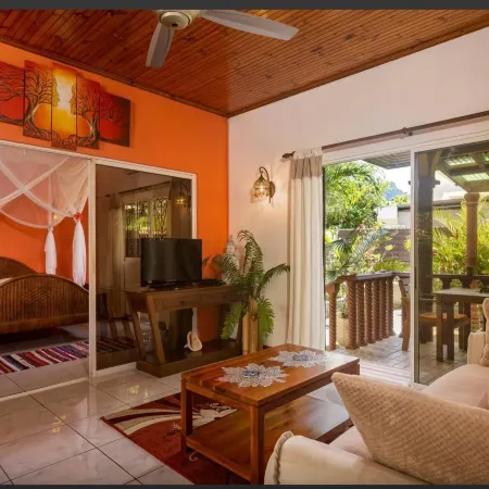 Effie’s Mountain View Villa (Gecko Villa)