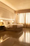 The Layover Hotel Hotel di 