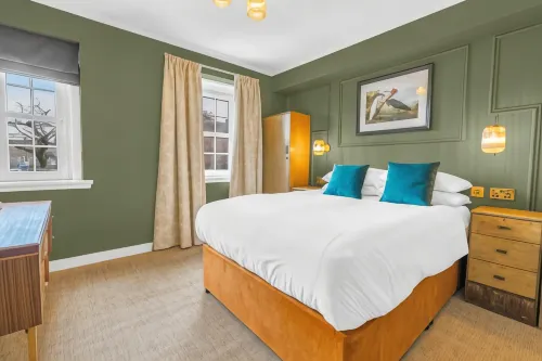 The Alyth Hotel Hotels in Blairgowrie