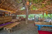 Playa 506 Beachfront Hostel