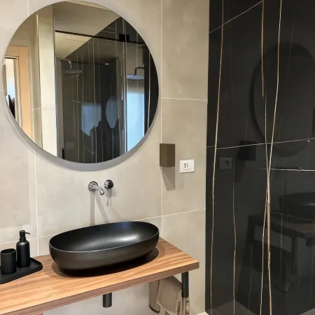 Golden Suites 2