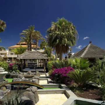 Regency Country Club, Apartments Suites