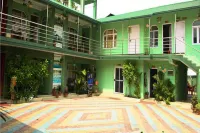 Hotel Dinesh Hotels in Dhangarhi