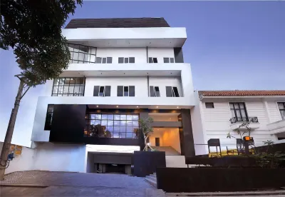 Rumi Semarang Hotel dekat Bukit Diponegoro Hillside Park