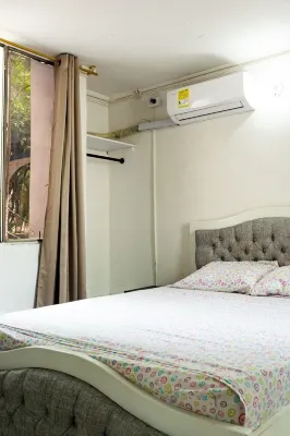 La Mansion Apartments, Kaku