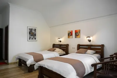 Toledo Inn Hotels in Tigaras