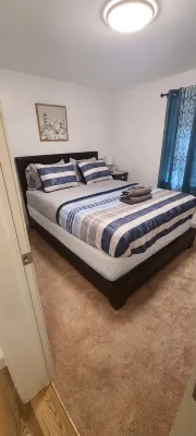 4-bedroom house in brilliant Athens with WiFi, AC - Bungalows