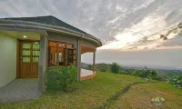 Lake George View Resort Hotels in Kasese
