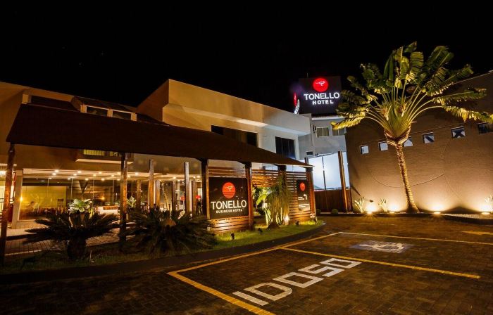 Tonello Business Hotel