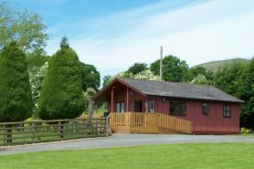 Attractive Timber Chalet In The Upper Tanat Valley. Sleeps 4.