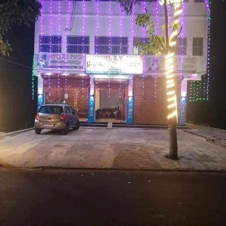 Hotel AV Priya