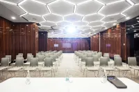 Hotel Platinia فنادق في كلوج نابوكا