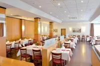 Hotel Sachsen-Anhalt - breakfast