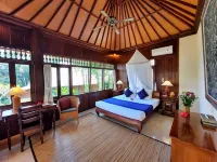 Alam Indah Ubud Hotels near ARMA Museum