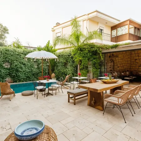 Alachi Hotel