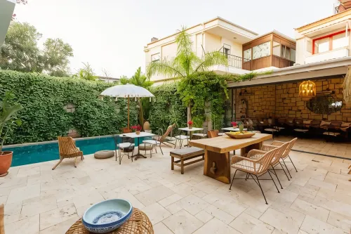 Alachi Hotel