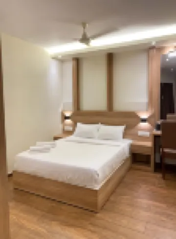 Hotel Plaza Heights by Rak Rooms, Mangaluru