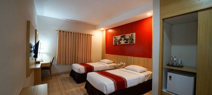 Gadjah Mada University Club Hotels in Mlati
