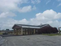 Knights Inn Kirksville - parking