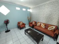Homestay Syariah Monjali Dekat Tugu Jogja by Simply Homy
