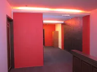 Oriental Inn - parkir