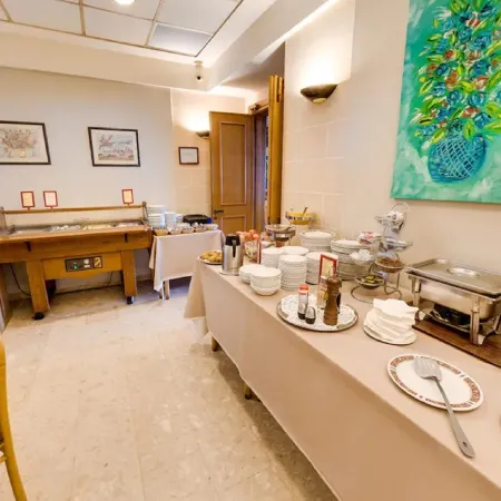 Sliema Chalet Hotel
