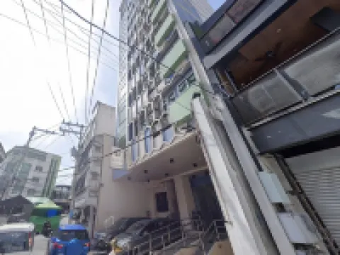 利茲馬卡蒂旅館 鄰近P Burgos Street的酒店