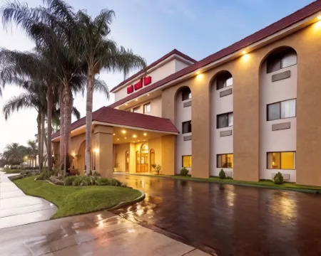 Extended Studio Hotel Ontario Hotels in Ontario