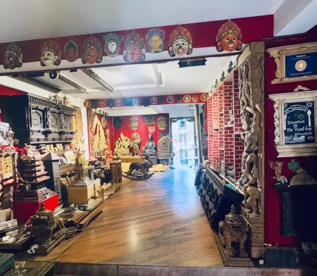 Sunny Guest House and Cafe