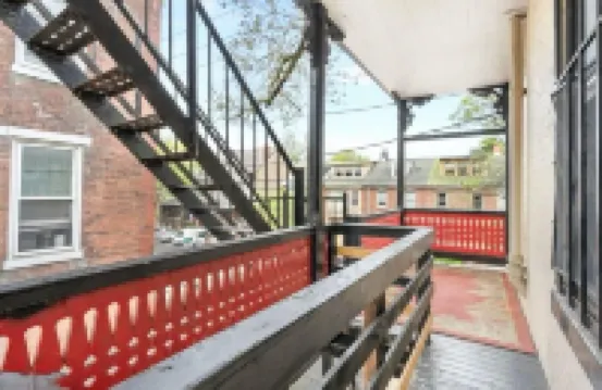 Cozy waterfront 2BR/3 Beds w./ Modern meets Historical Charm/Chic
