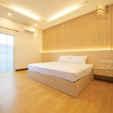 Secret Hotel