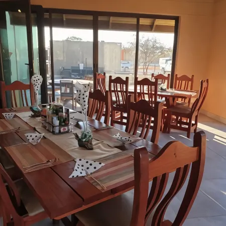Callies Game Lodge Safaris