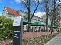 Hotel Schöne Aussicht - parkir