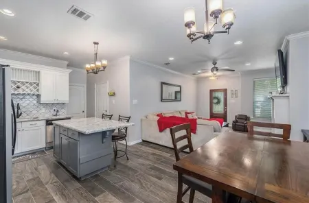 Aggieland, Home Sweet Home!