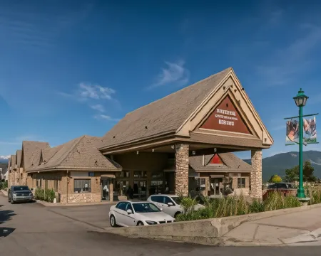 Prestige Radium Hot Springs Resort, BW Premier Collection Hotels in Radium Hot Springs