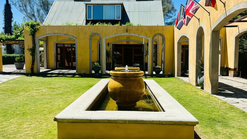 17 on Bird Guest House