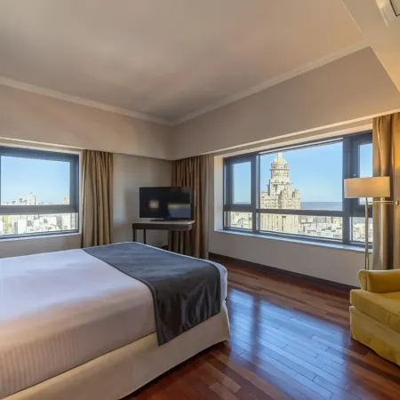 Radisson Montevideo Victoria Plaza Hotel