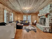 Church Farm cabin is a cozy cabin for an unforgettable stay in central Alabama Hotels in Sankt Clair County