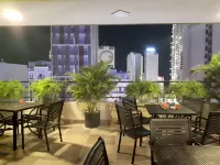 Maple Leaf Hotel & Apartment - breakfast
