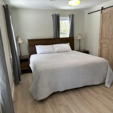 Your Wolfeboro Home Away From Home Отели в г. Вулфборо