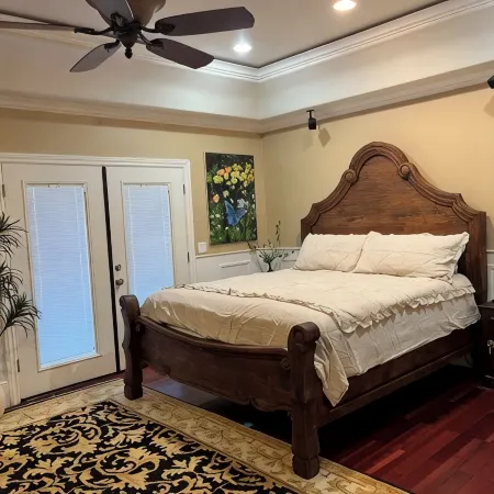 Beautiful Custom Home on 3 Acre Inground BBQ  .Wedding Venue Options DM me