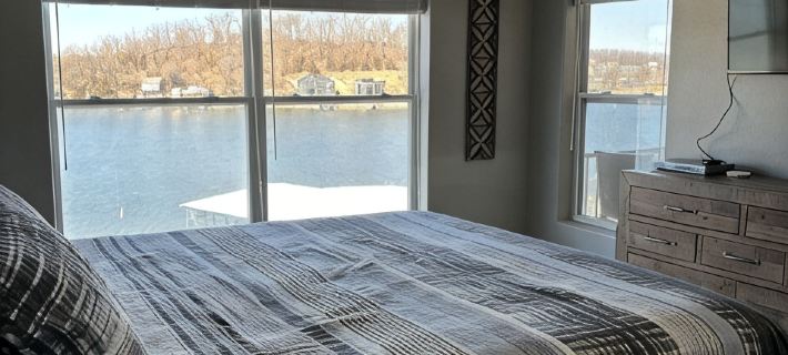 Lake Condo Retreat! Remodeled lake front condominium with great views Hotels in Miller County