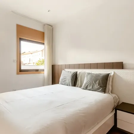 Central Porto 4BR apartment in Porto City center 2MIN METRO and WALK Aliados
