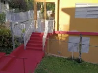 Private Country house 5 miles from beach 阿瓜達酒店
