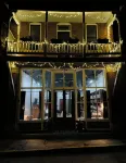 DOWN ON MAIN - a charming historic apartment in the heart of Eureka Springs