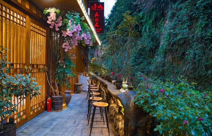 zhaoxing He Zhai Mountain with May Flower Boutique Station