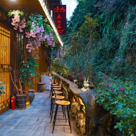 zhaoxing He Zhai Mountain with May Flower Boutique Station