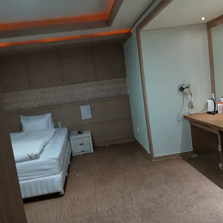 Yeoju Y Motel