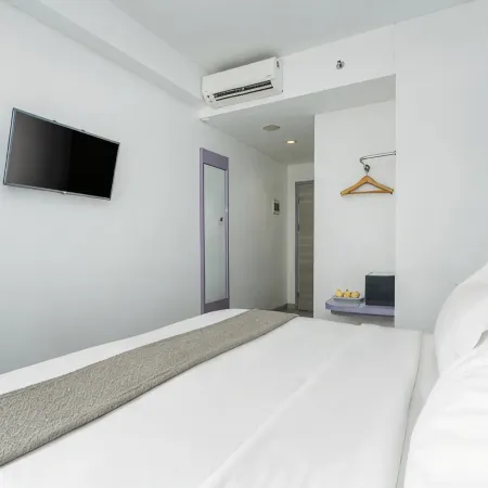 JP Hotel Pluit Jakarta by LIFE Отели рядом с достопримечательностью «Торговый центр Pluit Junction»