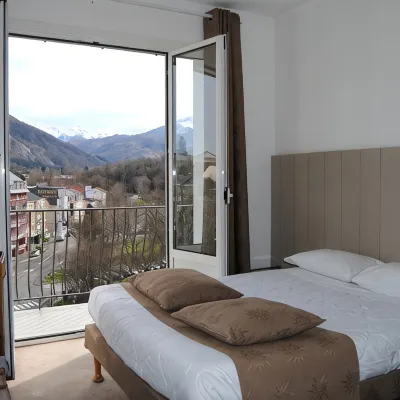 Adonis Lourdes - Notre Dame de la Sarte Hotels near Sanctuary of Our Lady of Lourdes